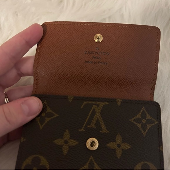 Authentic Louis Vuitton Elise Wallet - Picture 4 of 11